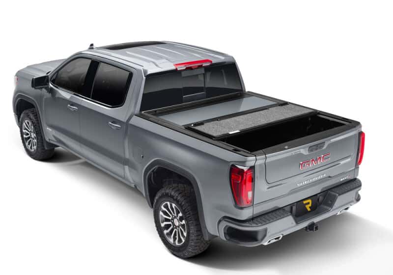 Undercover — UnderCover 19-20 Chevy/GMC Silverado/Sierra 69.6in Fusion Bed Cover - Havana - view 16