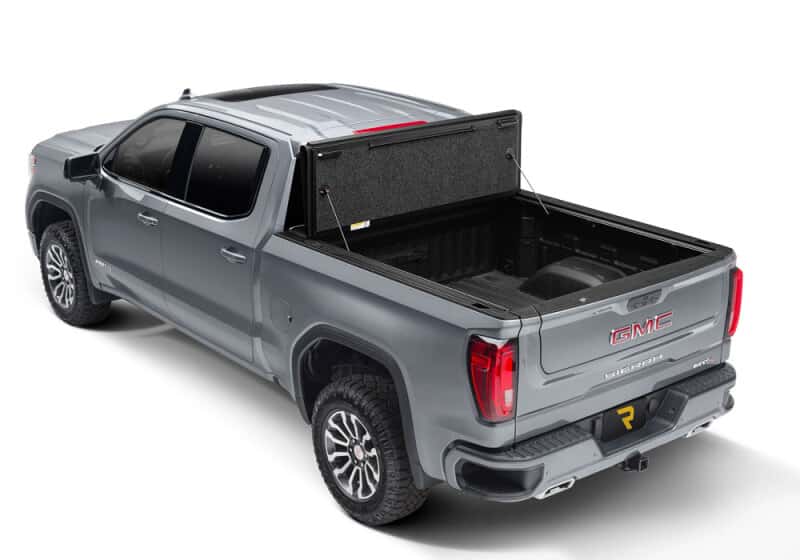 Undercover — UnderCover 19-20 Chevy/GMC Silverado/Sierra 69.6in Fusion Bed Cover - Havana - view 15