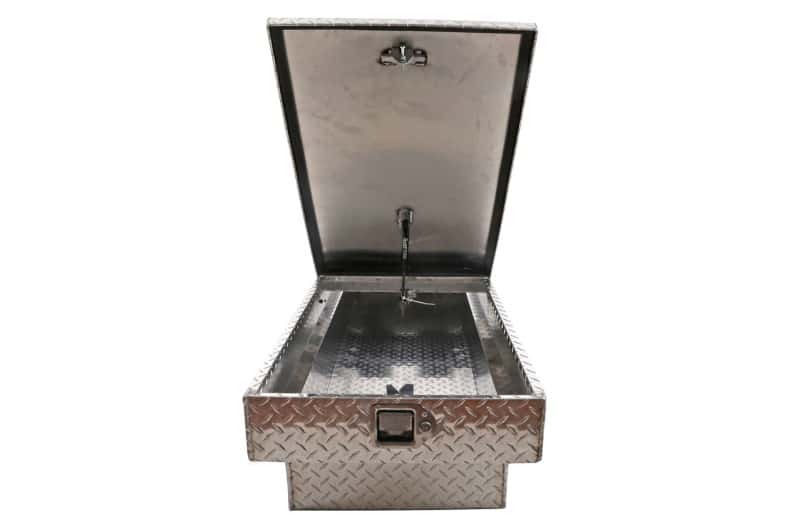 Dee Zee — Dee Zee Universal Tool Box - Red Crossover - Double BT Alum Full Size
ToolBxTrkBedRTR - view 7