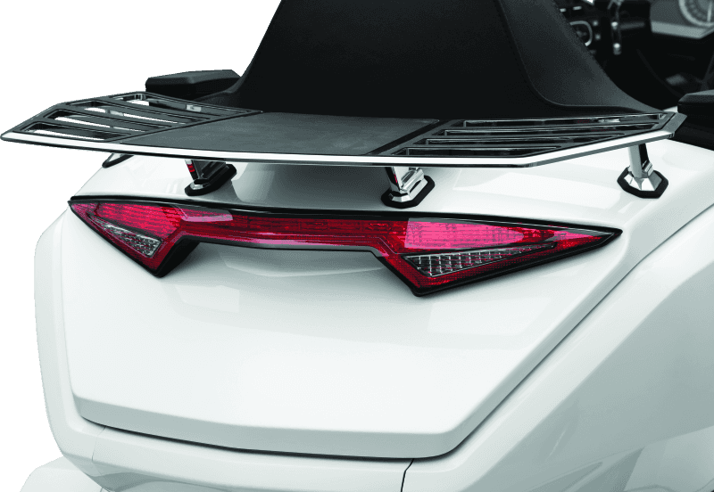 Kuryakyn — Kuryakyn Omni L.E.D Trunk Light Bar 18-20 GL1800 - view 2