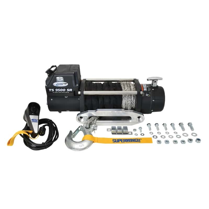 Superwinch — Superwinch 9500 LBS 12V DC 3/8in x 80ft Synthetic Rope Tiger Shark 9500 Winch
Winch - view 4