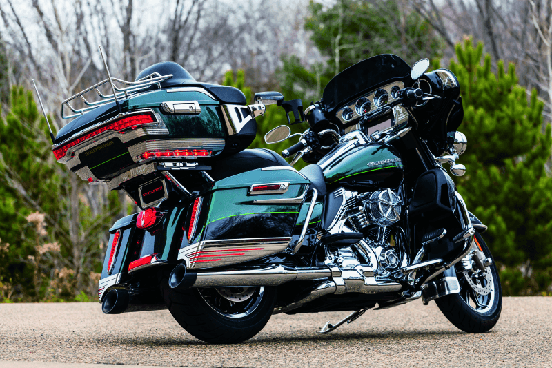 Kuryakyn — Kuryakyn Tri-Line Inner Fairing Cover Chrome - view 2