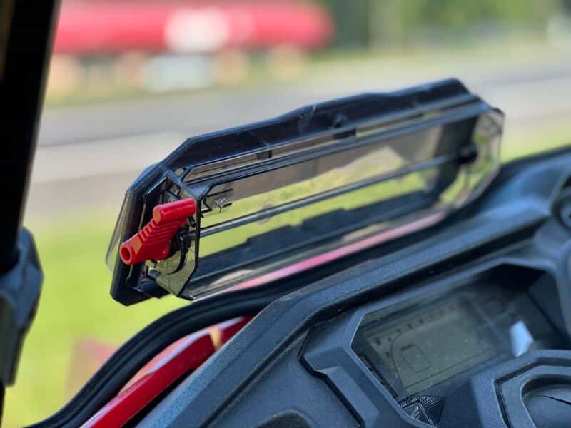 Seizmik — Seizmik 16-23 Honda Pioneer 1000/ 5 Windshield Vented AR2 - view 4