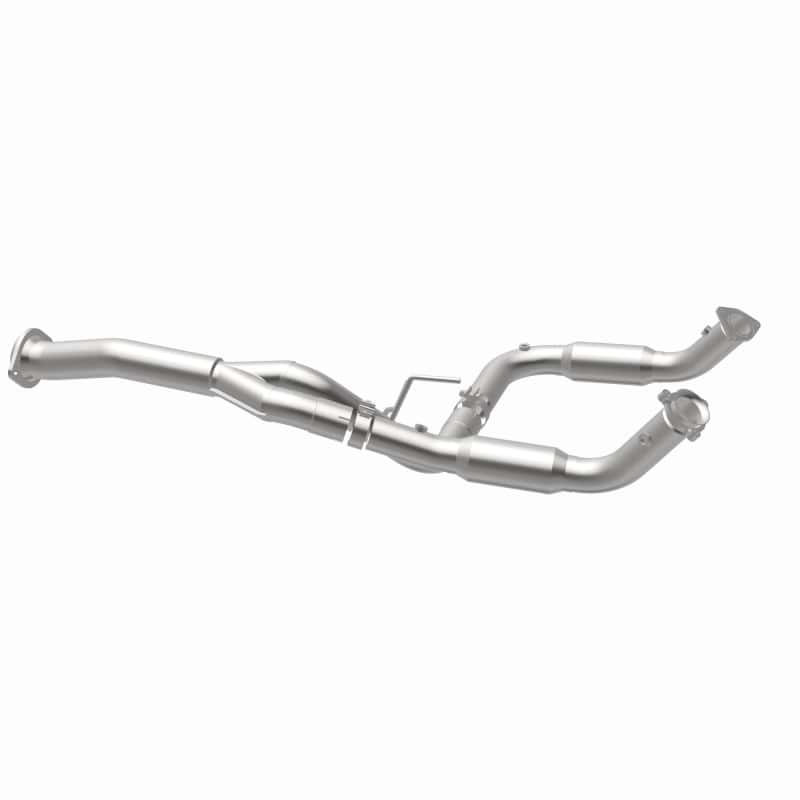 Magnaflow — Magnaflow 11-15 Chevrolet Silverado 2500 HD 6.0L Direct Fit Converter
California - view 21