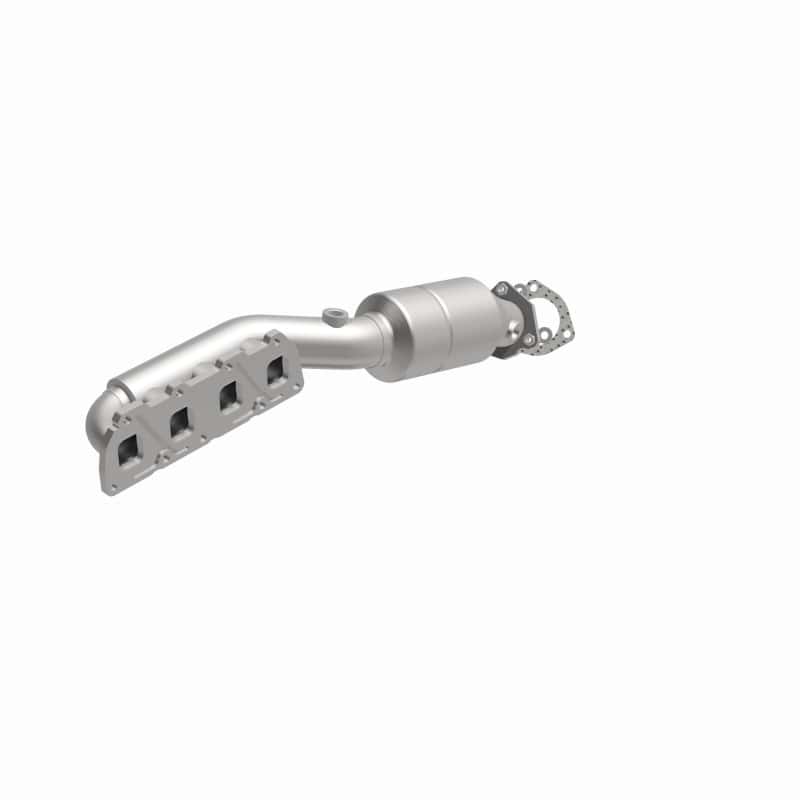 Magnaflow — Magnaflow Conv DF 02-04 Volkswagen Passat 4.0L
California - view 6