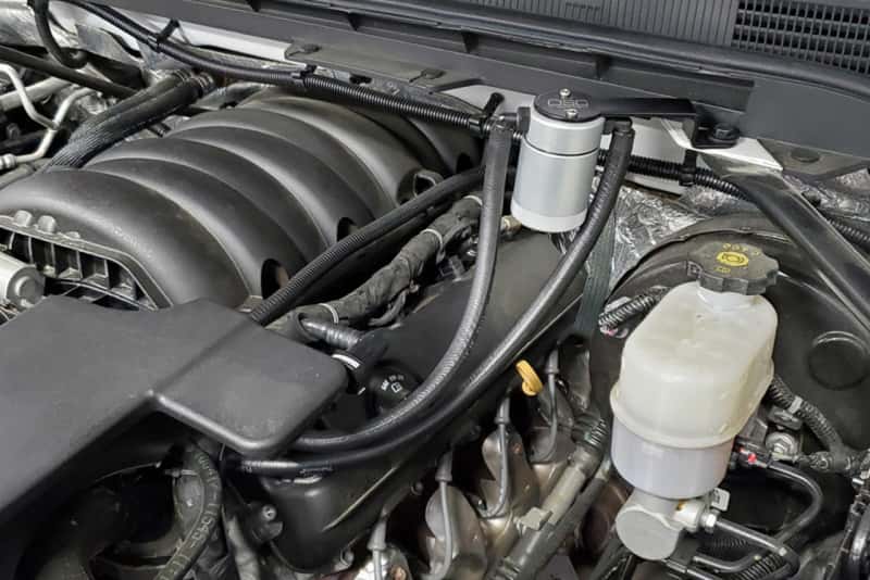 J&L — J&L 14-18 Chevy/GM Truck/SUV 5.3L V8 Driver Side Oil Separator 3.0 - Clear Anodized
Oil Separator - view 2