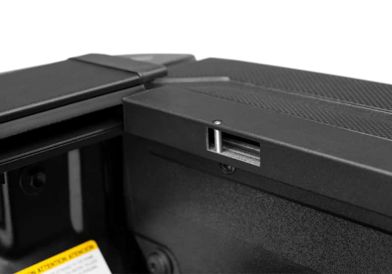 Roll-N-Lock — Roll-N-Lock 16-18 Toyota Tacoma Double Cab SB 60-1/2in A-Series Retractable Tonneau Cover
Retractable Cover - view 9
