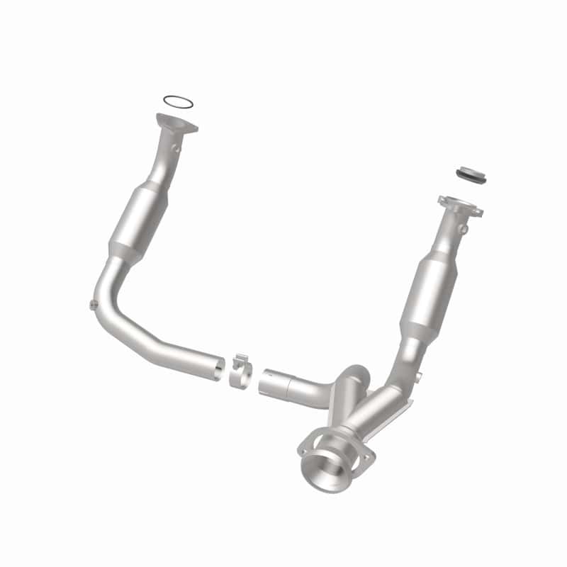 Magnaflow — MagnaFlow Conv DF 2007-2008 Cadillac Escalade 6.2L
California - view 17