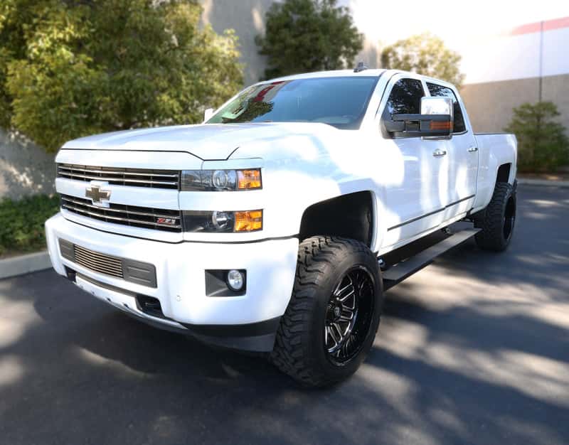 Go Rhino — RealTruck 15-19 Chevy Silverado 25/3500HD CC Dsl 4dr VoltStep Electric Running Board Kit - Tex. Blk
VoltStep Elec. Board - view 3