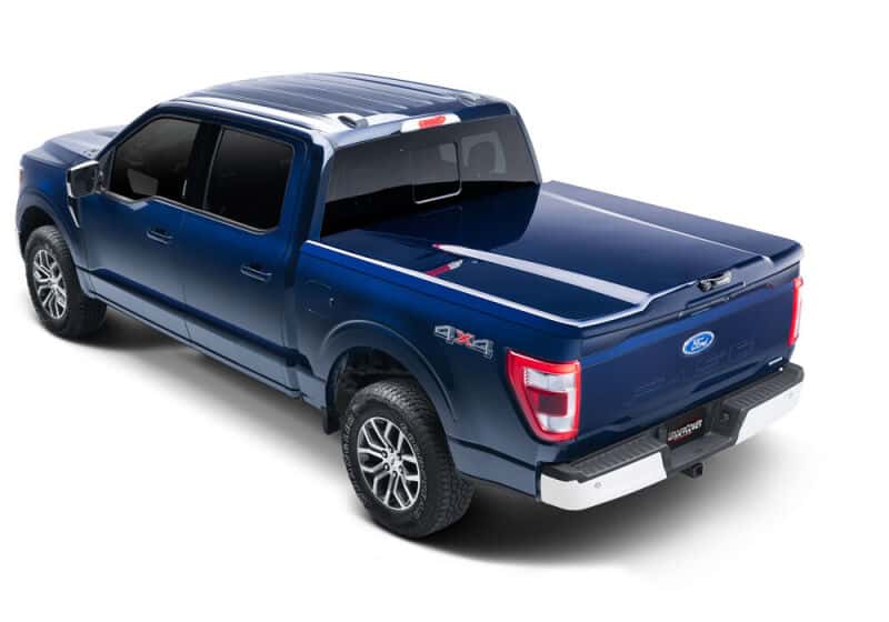 Undercover — UnderCover 2021 Ford F-150 Crew Cab 5.5ft Elite LX Bed Cover - Star White Tricoat
EX 21-25 F150 5ft.7- - view 2