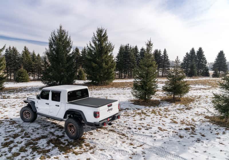 BAK — BAK 20-21 Jeep Gladiator Revolver X4s 5ft Bed Cover - view 2