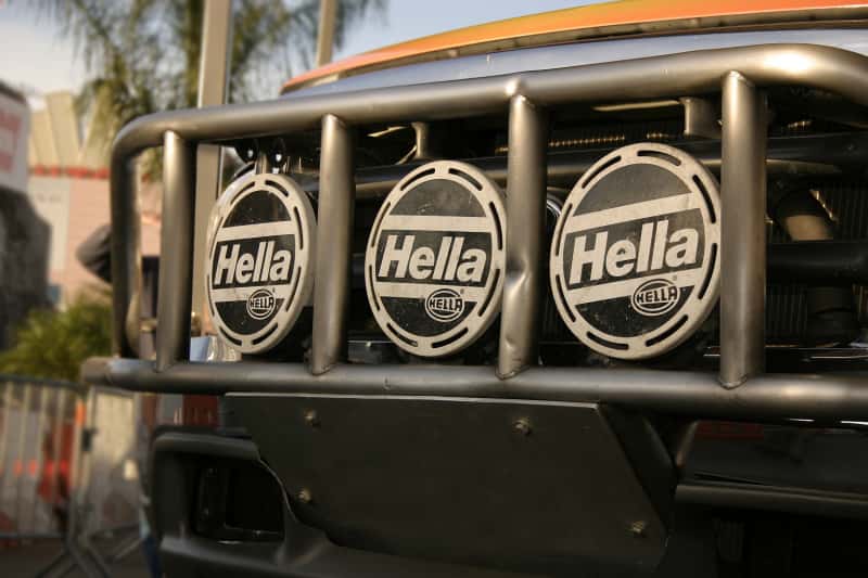 Hella — Hella Rallye 4000 series BlackEuro Beam 12V Halogen Lamp with Position Lamp - view 44