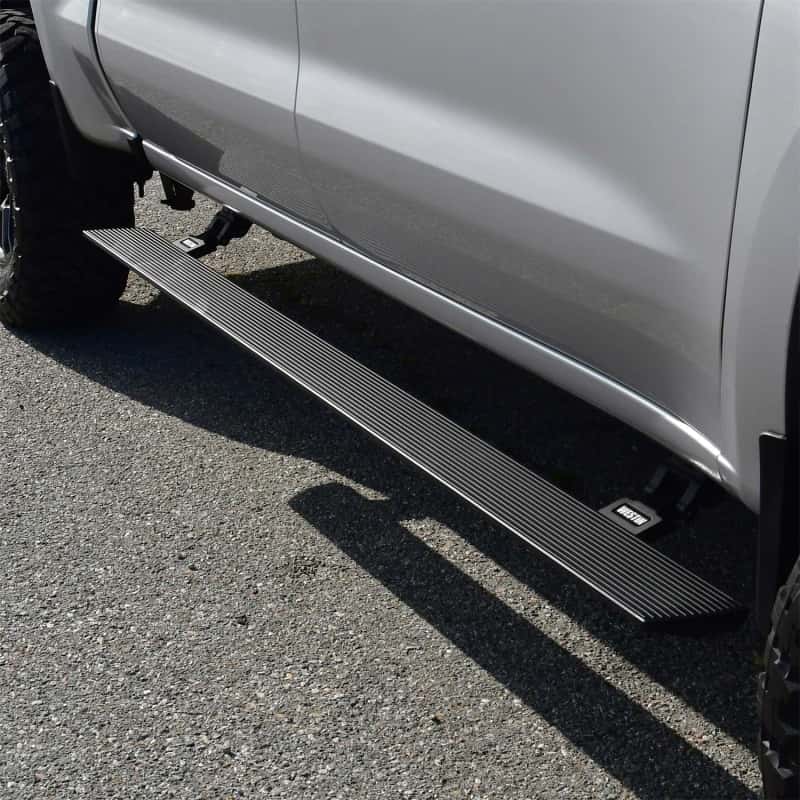 Westin — Westin 19-26 Chev/GMC Silv/Srra 1500 CC (No 19 LTD) / 20-26 2500/3500 Pro-e Running Boards - Tex Blk
Running Boards - view 4