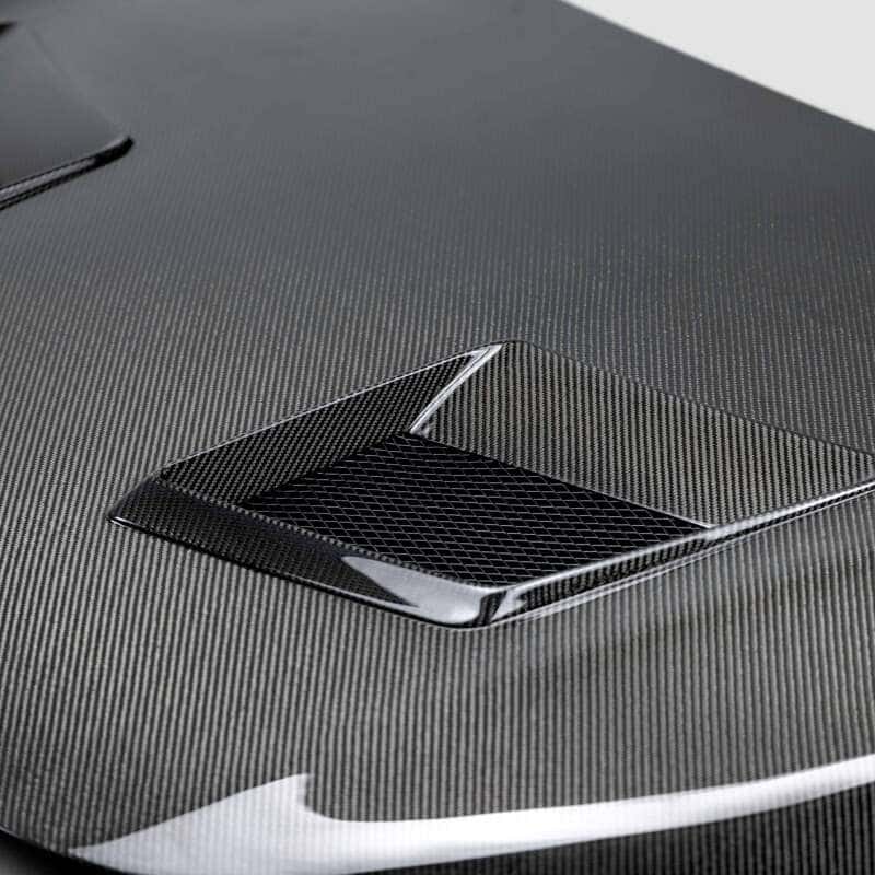 Seibon — Seibon 2022+ Honda Civic 4Dr THRW-style Carbon Fiber Hood - view 4