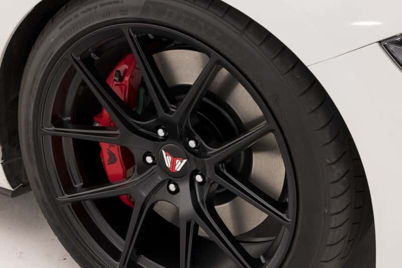 DBA — DBA 20-22 Jaguar F-Pace (w/350mm Front Rotor) Front 4000 Series Standard Rotor
Brake Rotor - view 8