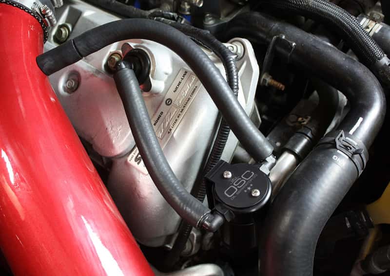 J&L — J&L 99-04 Ford Mustang SVT Cobra Passenger Side Oil Separator 3.0 - Black Anodized
Oil Separator - view 1