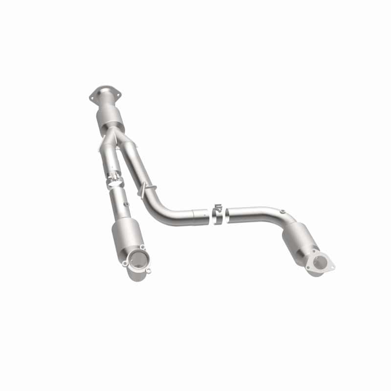 Magnaflow — Magnaflow 12-14 Chevrolet Silverado 2500 HD 6.0L Direct Fit Converter
California - view 24