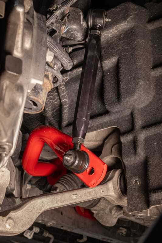 UMI Performance — UMI 16-24 Chevrolet Camaro Suspension Stabilizer Bar Link - Red
Sway Bar End Link - view 5
