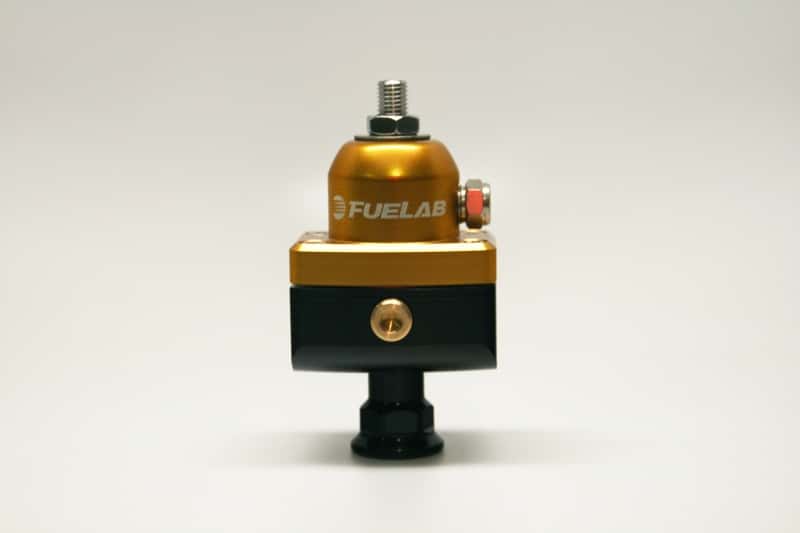 Fuelab — Fuelab 575 Carb Adjustable Mini FPR Blocking 4-12 PSI (1) -6AN In (2) -6AN Out - Gold
CARB FPR,Block,Mini - view 1
