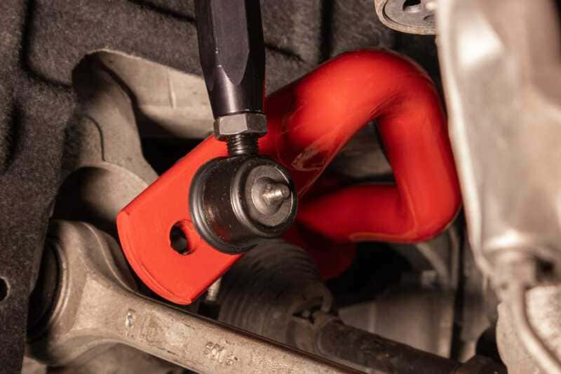 UMI Performance — UMI 16-24 Chevrolet Camaro Suspension Stabilizer Bar Link - Red
Sway Bar End Link - view 4