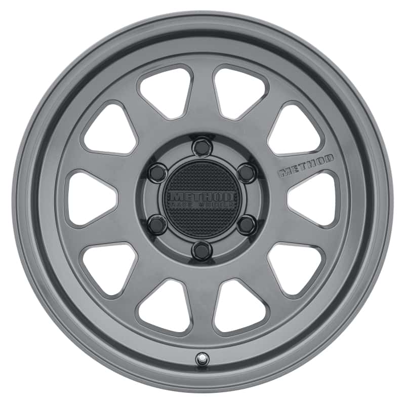 Method Wheels — Method MR316 18x9 +18mm Offset 6x5.5 106.25mm CB Gloss Titanium Wheel - view 1