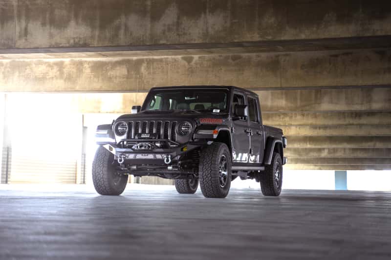 DV8 Offroad — DV8 Offroad 07-18 Jeep Wrangler JK / 18-23 Wrangler JL / 20-23 Gladiator JT MTO Series Front Bumper
Jeep MTO Front - view 1