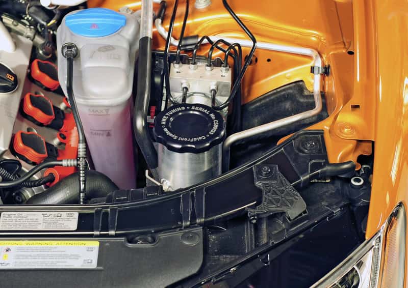 AWE Tuning — AWE Tuning B8 3.0T ColdFront Reservoir
ColdFront Reservoir - view 2