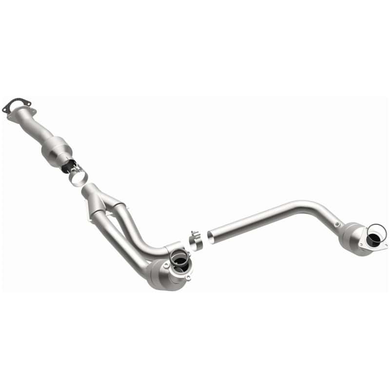 Magnaflow — MagnaFlow Conv Direct Fit 2011-2014 Express 1500 4.3L Underbody
OEM Grade
OEM - view 3