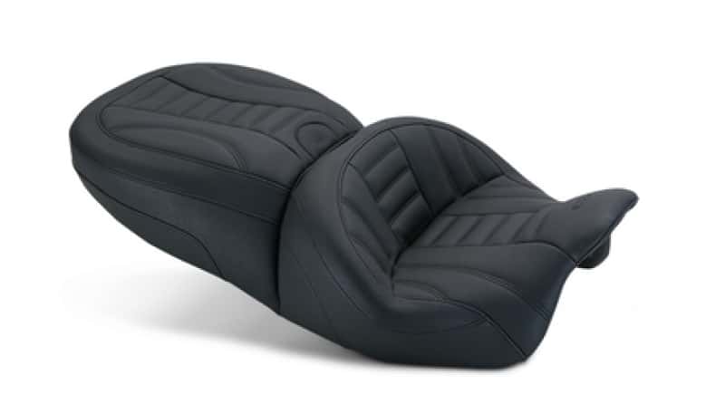 Mustang Motorcycle — Mustang 15-21 Harley Freewheeler Standard Touring Forward Deluxe 1PC Seat - Black - view 1