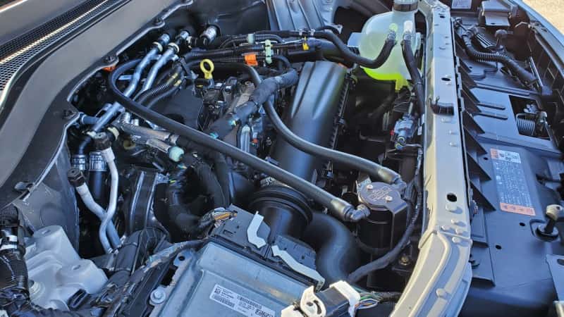 J&L — J&L 2025 Ford Explorer 2.3L EcoBoost 3.0 PVC Side Oil Separator - Black Anodized
Oil Separator - view 2