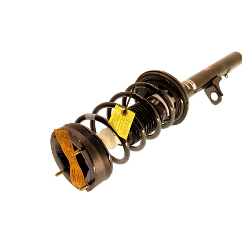 KYB — KYB Strut Plus Rear Chrysler/Dodge 99-04 300M/98-04 Intrepid (Chrysler-Canadian)/99-01 LHS
Strut-Plus - view 6