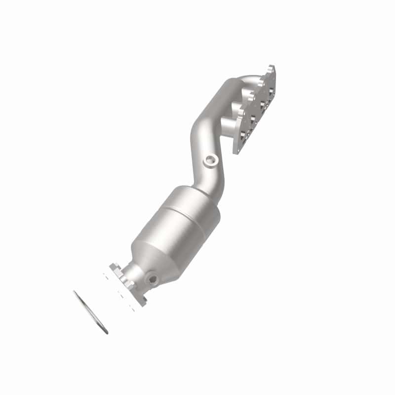 Magnaflow — Magnaflow Conv DF 02-04 Volkswagen Passat 4.0L
California - view 17