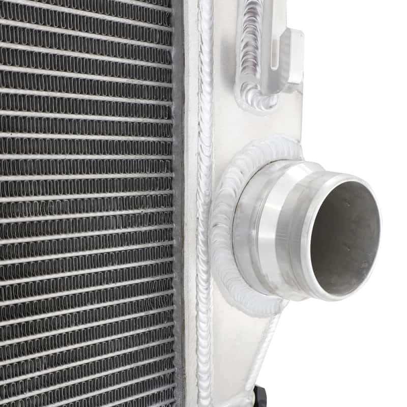 Mishimoto — Mishimoto 17-19 Chevrolet/GMC 6.6 L5p Duramax Radiator - view 5