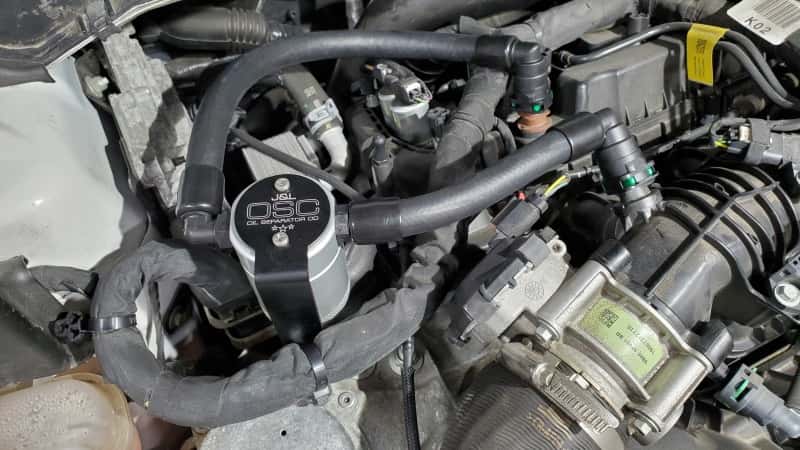J&L — J&L 17-20 Lincoln Continental/MKZ 3.0L EcoBoost Passenger Side Oil Separator 3.0 - Clear Anodized
Oil Separator - view 3