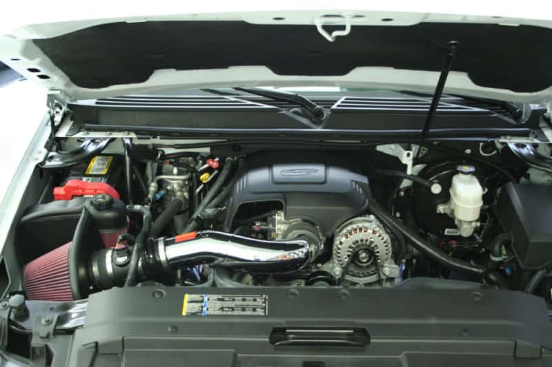 K&N Engineering — K&N 07-08 Chevy/GMC/Cadillac V8-4.8/5.3/6.0/6.2 High Flow Performance Kit
Performance Air Inta
Air Intake System - view 4