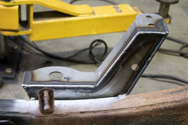 RustBuster — Rustbuster Cab And Bed Mount Right Side - view 4