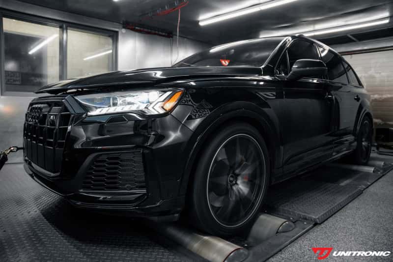 CSF — CSF 2020+ Audi SQ7 / SQ8 High Performance Intercooler System - Thermal Black
CSF Intercooler - view 9