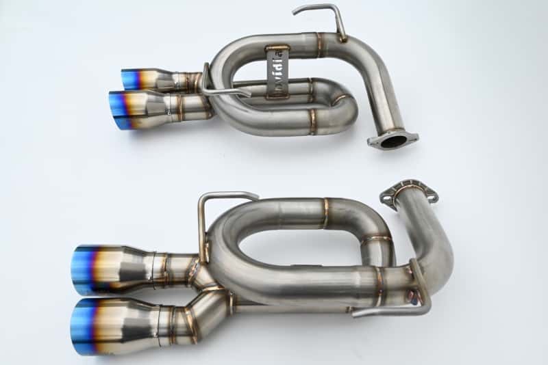 Invidia — Invidia 22+ Subaru WRX Twin Loop 3.5in. Single Layer T.I Tip Axle-Back Exhaust - view 3