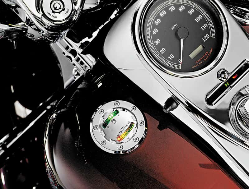 Kuryakyn — Kuryakyn Informer LED Fuel & Battery Gauge Chrome - view 2