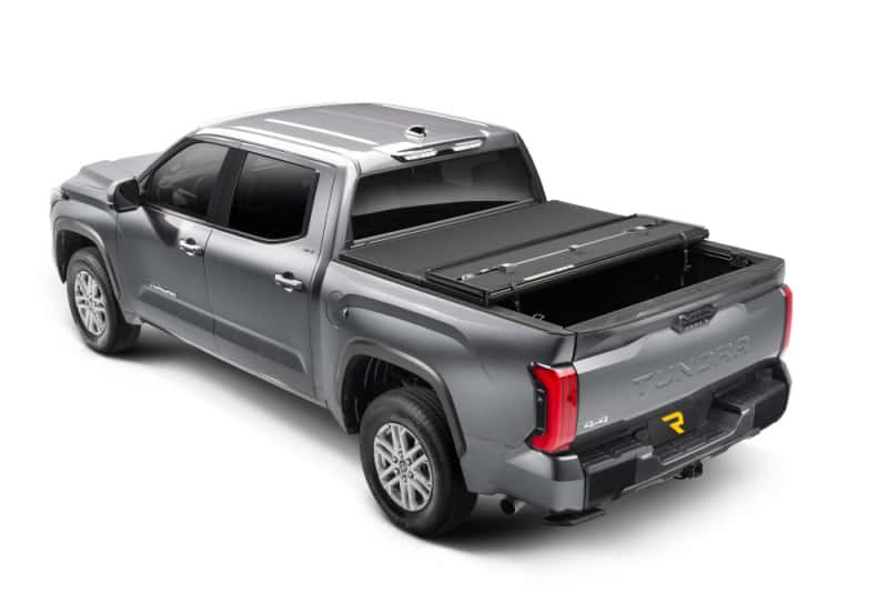 Extang — Extang 2024 Toyota Tacoma (5ft Bed) Solid Fold ALX - view 5