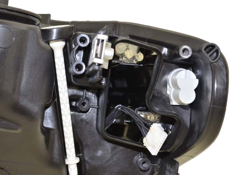 Hella — Hella 16-18 Bmw 3Ser Headlamp Rh Led - view 31