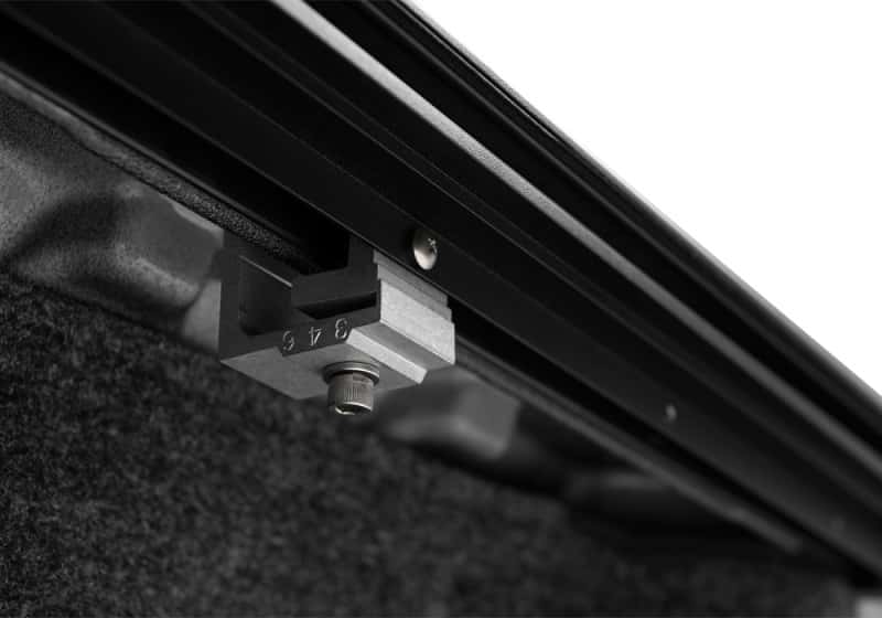 Roll-N-Lock — Roll-N-Lock 2020 GM Silverado / Sierra 2500/3500 6ft 10in Bed A-Series Retractable Tonneau Cover
Retractable Cover - view 4