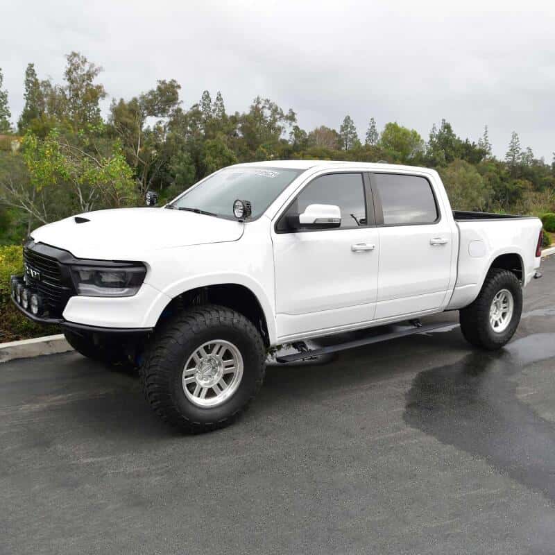 Westin — Westin 19-25 RAM 1500 Crew Cab (Excl. 2019+ 1500 Clsc.) Pro-e Running Boards - Tex. Blk
Running Boards - view 8