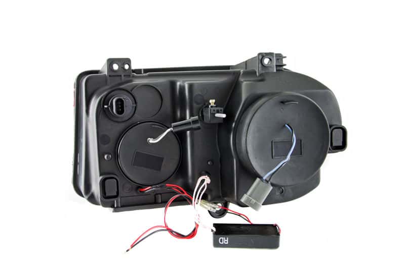 ANZO — ANZO 2005-2010 Chrysler 300C Projector Headlights w/ Halo Black (CCFL) G2
Head Light Set
HdLtSet - view 14