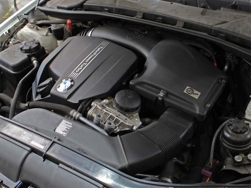 aFe — aFe MagnumFORCE Intake System Cover, Black, 11-13 BMW 335i/xi E9x 3.0L N55 (t)
Magnum FORCE Cover - view 5
