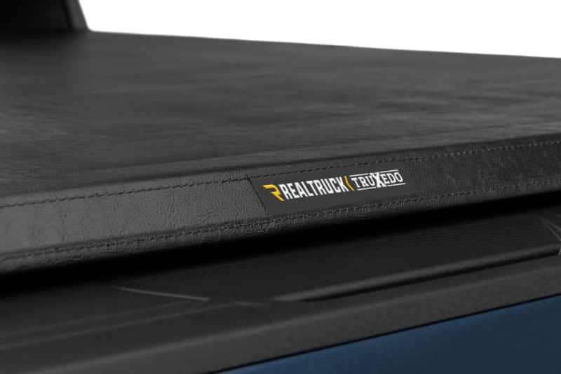 Truxedo — Truxedo 2020 GMC Sierra & Chevrolet Silverado 2500HD & 3500HD 6ft 9in TruXport Bed Cover - view 20
