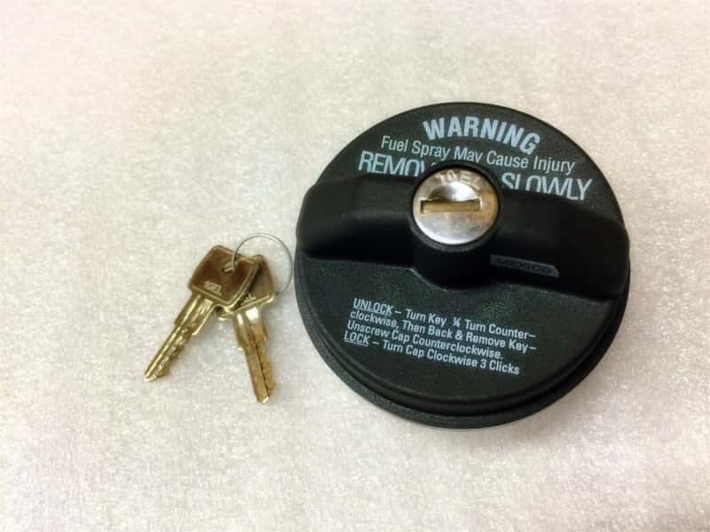Titan Fuel Tanks — Titan Fuel Tanks Locking Black Fuel Cap (For Use w/5410040/5410050)
Fuel Cap - view 3
