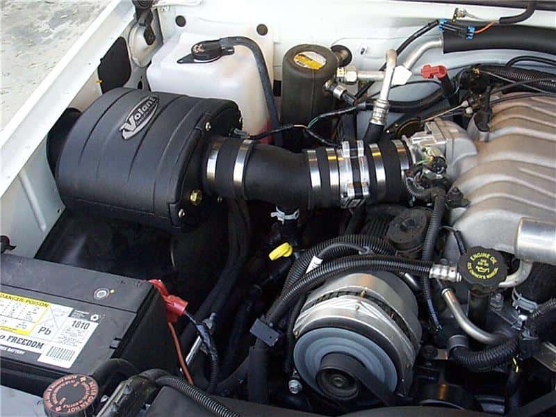 Volant — Volant 96-00 Chevrolet C2500 7.4 V8 Pro5 Closed Box Air Intake System
Air Intake Kit - view 2