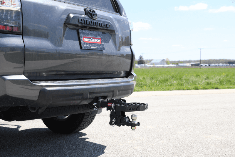GEN-Y Hitch — Gen-Y Phantom 2in Shank 400lb Capacity Serrated Hitch Step
Hitch Step - view 4
