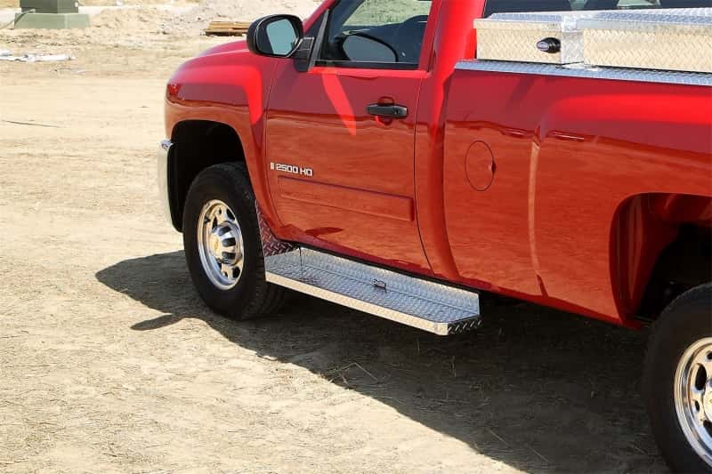 Dee Zee — Dee Zee 99-13 Chevrolet Silverado Running Board Cab Section RegCab Brite-Tread Aluminum - view 6